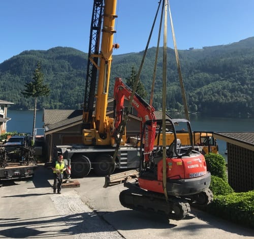 NessCampbell lifting heavy machinery safely